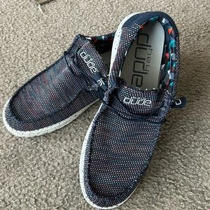 Men’s hey dudes like new